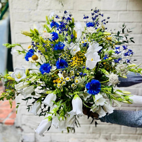BOUQUET SURPRISE