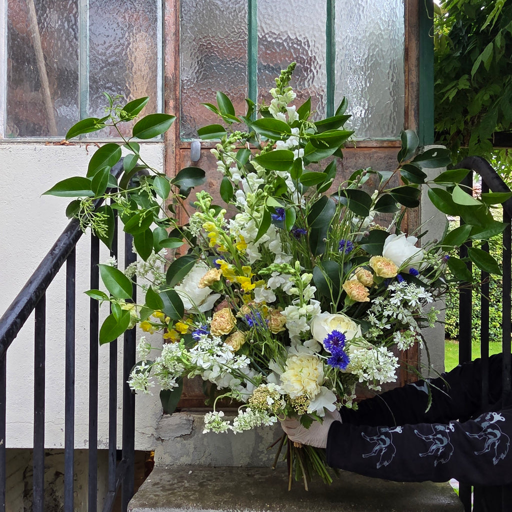 BOUQUET SURPRISE