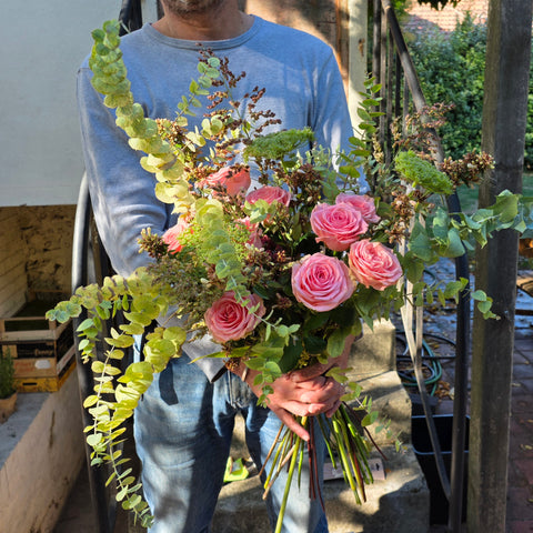 BOUQUET DU MOIS D'OCTOBRE : MON AMI LA ROSE