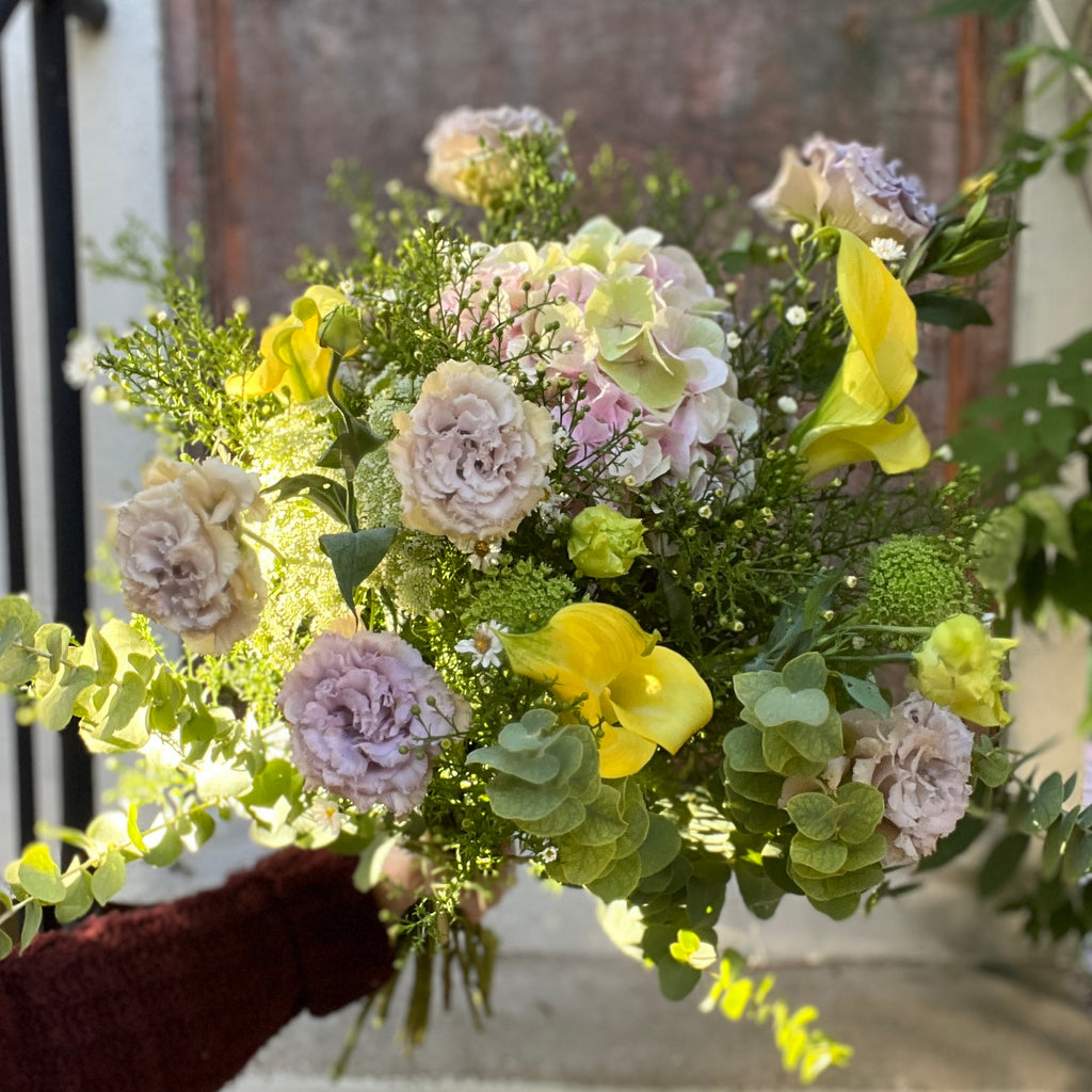 BOUQUET SURPRISE